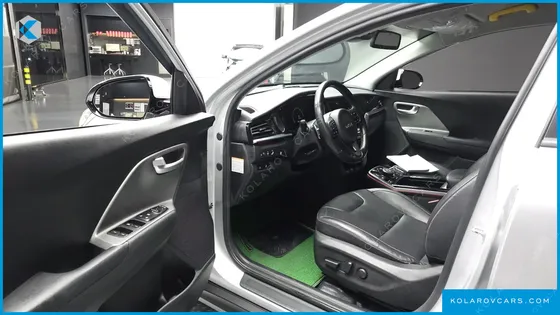 KIA NIRO AIR (TAXI TRIM)