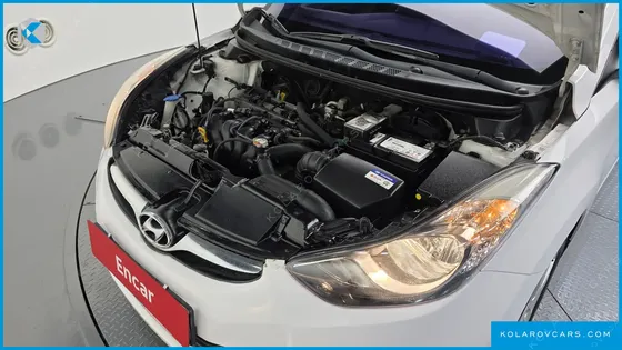 HYUNDAI ELANTRA (AVANTE) M16 GDI SMART