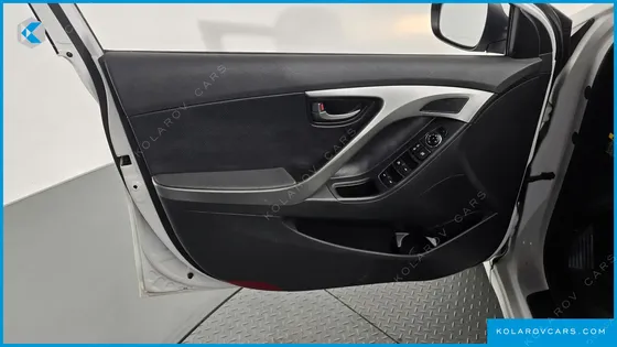 HYUNDAI ELANTRA (AVANTE) M16 GDI SMART