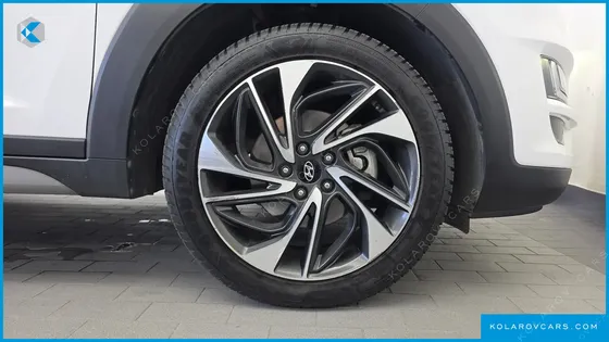 HYUNDAI TUCSON DIESEL 2.0 4WD