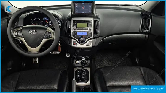 HYUNDAI I30 1.6 VVT LUXURY