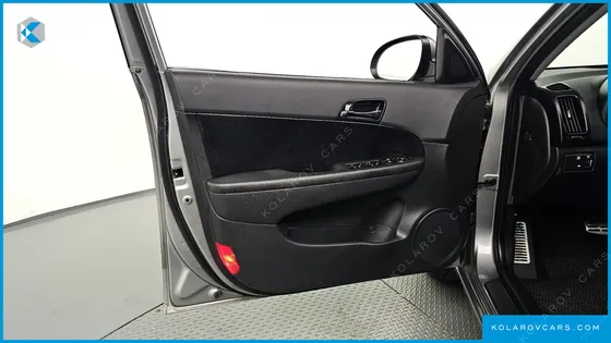 HYUNDAI I30 1.6 VVT LUXURY