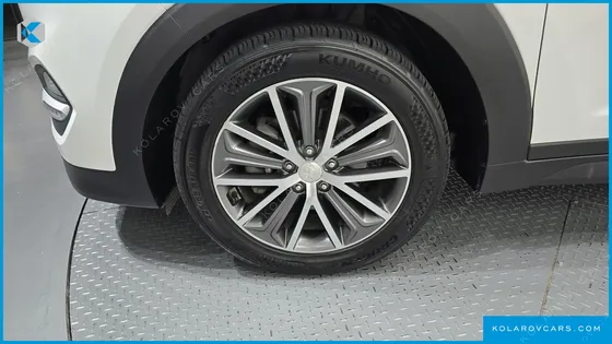 HYUNDAI TUCSON DIESEL 2.0 4WD