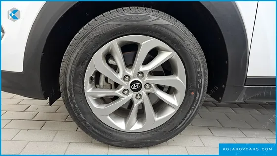 HYUNDAI TUCSON DIESEL 1.7 2WD