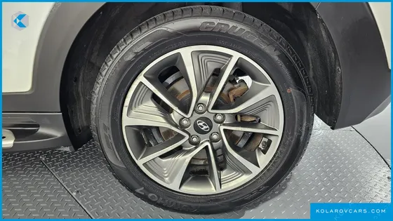 HYUNDAI TUCSON DIESEL 2.0 2WD