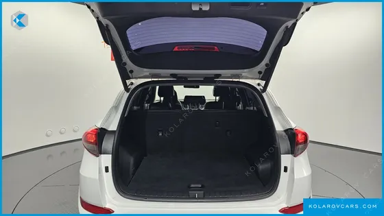 HYUNDAI TUCSON DIESEL 2.0 2WD
