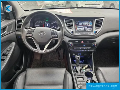 HYUNDAI TUCSON DIESEL 2.0 2WD