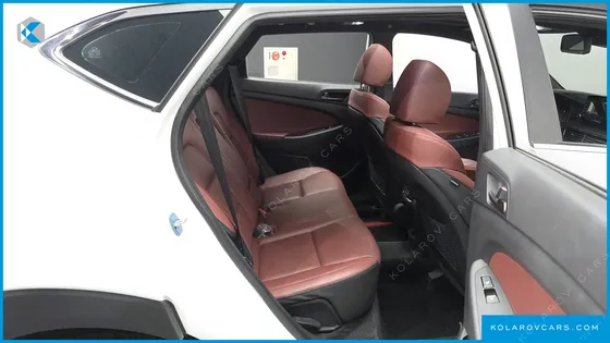 HYUNDAI TUCSON DIESEL 2.0 2WD