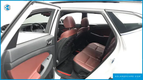 HYUNDAI TUCSON DIESEL 2.0 2WD