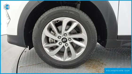 HYUNDAI TUCSON DIESEL 1.7 2WD