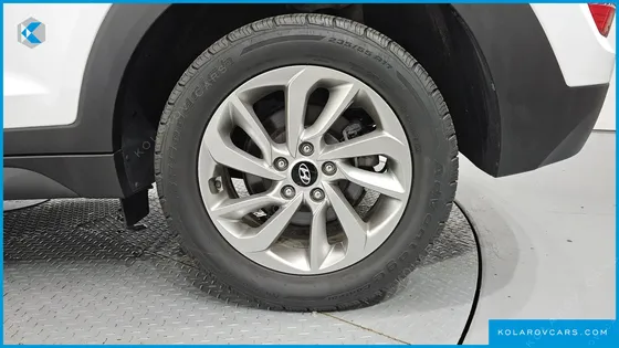 HYUNDAI TUCSON DIESEL 1.7 2WD
