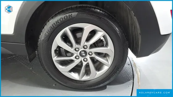HYUNDAI TUCSON DIESEL 1.7 2WD