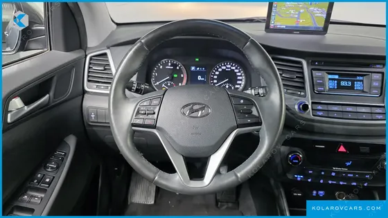 HYUNDAI TUCSON DIESEL 2.0 2WD