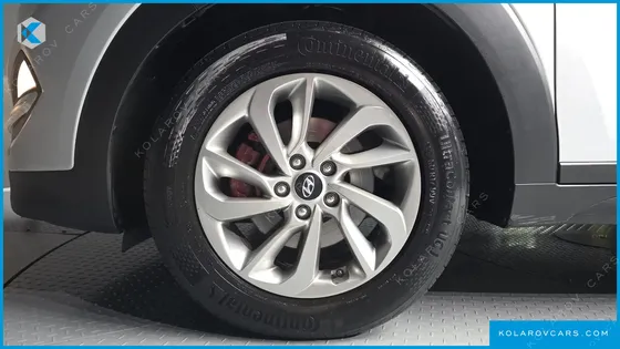 HYUNDAI TUCSON DIESEL 2.0 2WD
