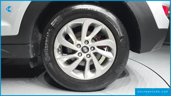 HYUNDAI TUCSON DIESEL 2.0 2WD