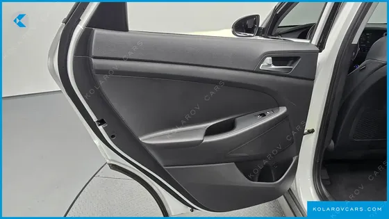 HYUNDAI TUCSON DIESEL 2.0 2WD