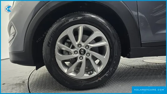 HYUNDAI TUCSON DIESEL 1.7 2WD