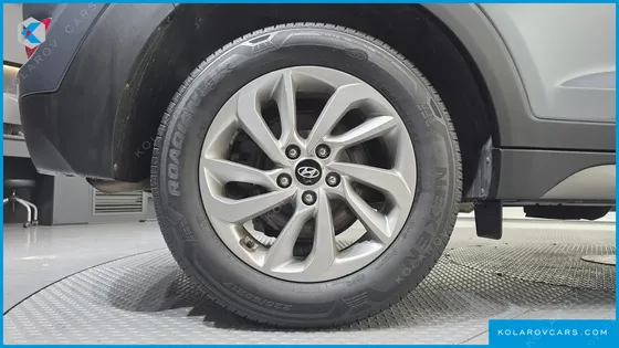 HYUNDAI TUCSON DIESEL 1.7 2WD