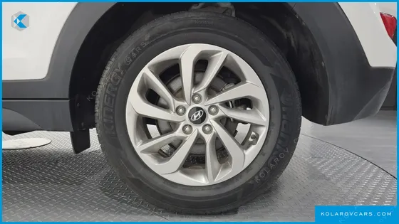 HYUNDAI TUCSON DIESEL 1.7 2WD