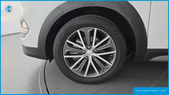 HYUNDAI TUCSON DIESEL 1.7 2WD
