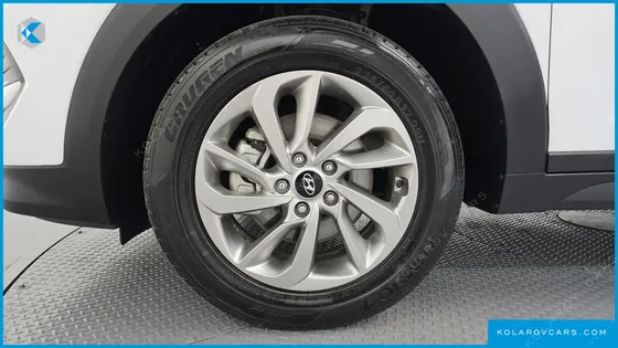 HYUNDAI TUCSON DIESEL 1.7 2WD