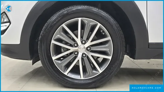 HYUNDAI TUCSON DIESEL 2.0 2WD