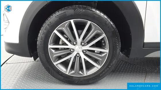 HYUNDAI TUCSON DIESEL 1.7 2WD