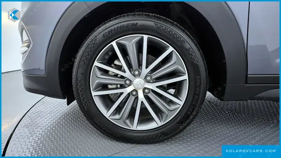 HYUNDAI TUCSON DIESEL 2.0 2WD