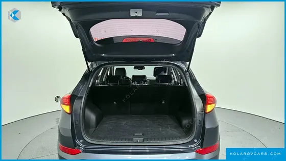 HYUNDAI TUCSON DIESEL 2.0 2WD
