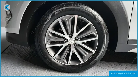 HYUNDAI TUCSON DIESEL 1.7 2WD