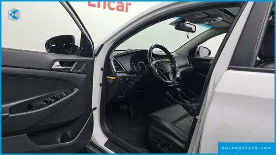 HYUNDAI TUCSON DIESEL 2.0 2WD