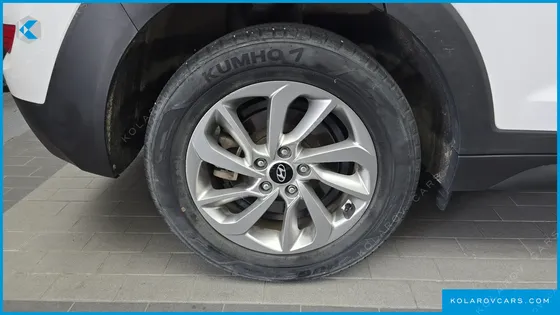 HYUNDAI TUCSON DIESEL 2.0 2WD