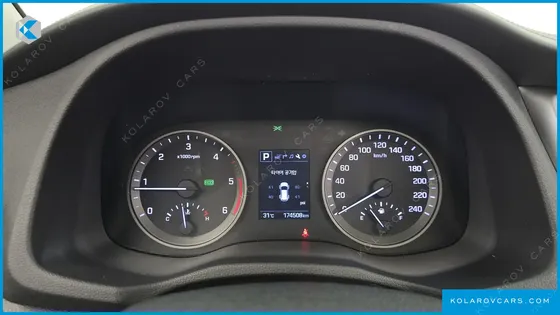 HYUNDAI TUCSON DIESEL 2.0 2WD