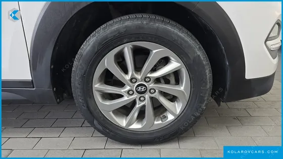 HYUNDAI TUCSON DIESEL 2.0 2WD