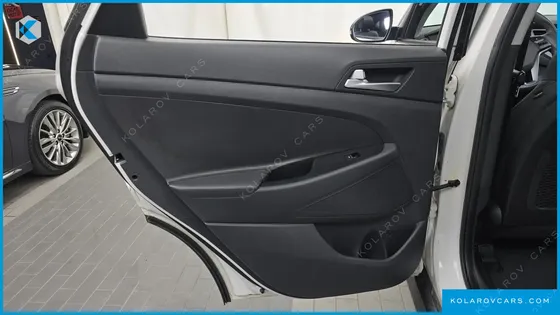 HYUNDAI TUCSON DIESEL 2.0 2WD