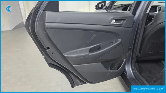 HYUNDAI TUCSON DIESEL 2.0 2WD