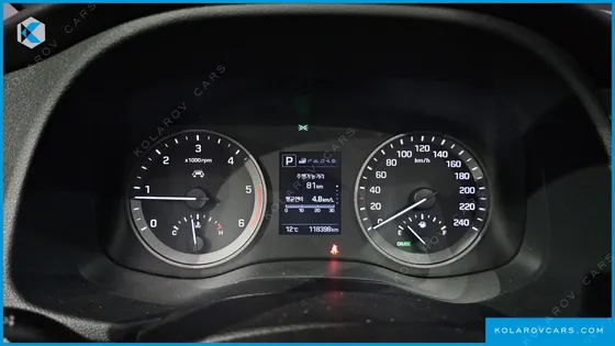 HYUNDAI TUCSON DIESEL 2.0 2WD