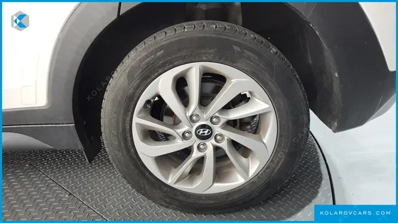 HYUNDAI TUCSON DIESEL 1.7 2WD