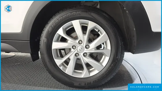 HYUNDAI TUCSON DIESEL 1.6 2WD