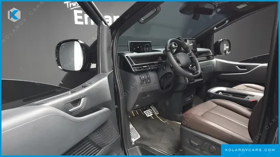 HYUNDAI STARIA HEV 1.6T LOUNGE 9-SEATER