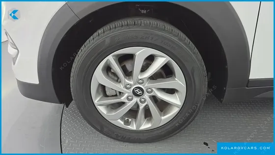 HYUNDAI TUCSON DIESEL 1.7 2WD