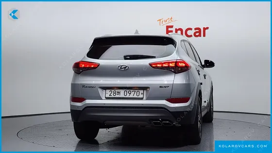 HYUNDAI TUCSON DIESEL 2.0 2WD
