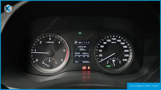HYUNDAI TUCSON DIESEL 2.0 2WD