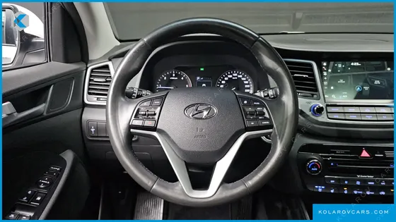 HYUNDAI TUCSON DIESEL 2.0 2WD