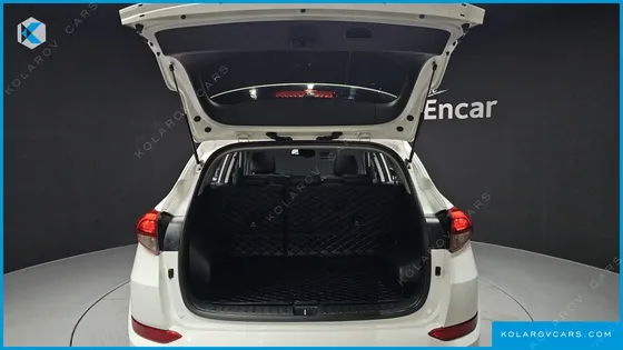 HYUNDAI TUCSON DIESEL 2.0 2WD