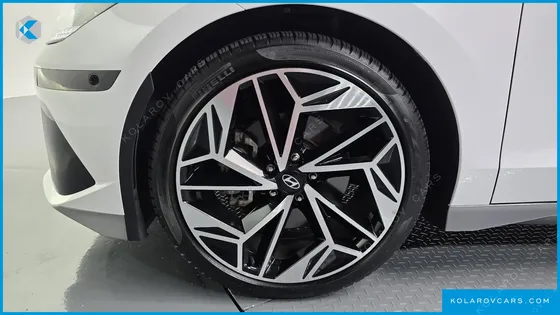 HYUNDAI IONIQ 6 LONG RANGE