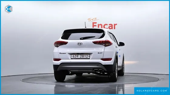 HYUNDAI TUCSON DIESEL 2.0 2WD