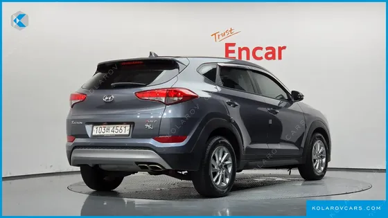 HYUNDAI TUCSON DIESEL 2.0 2WD