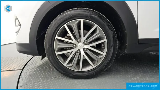 HYUNDAI TUCSON DIESEL 2.0 2WD