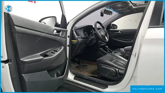 HYUNDAI TUCSON DIESEL 2.0 2WD
